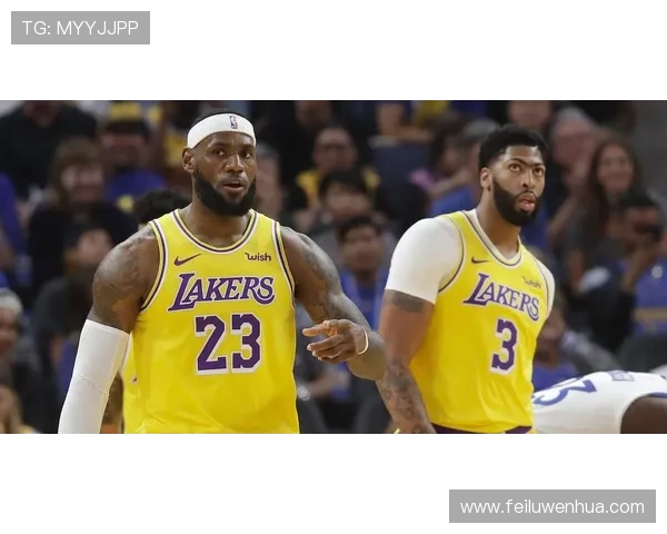 詹姆斯领衔湖人击败勇士 获得赛季第三胜 新秀表现亮眼
